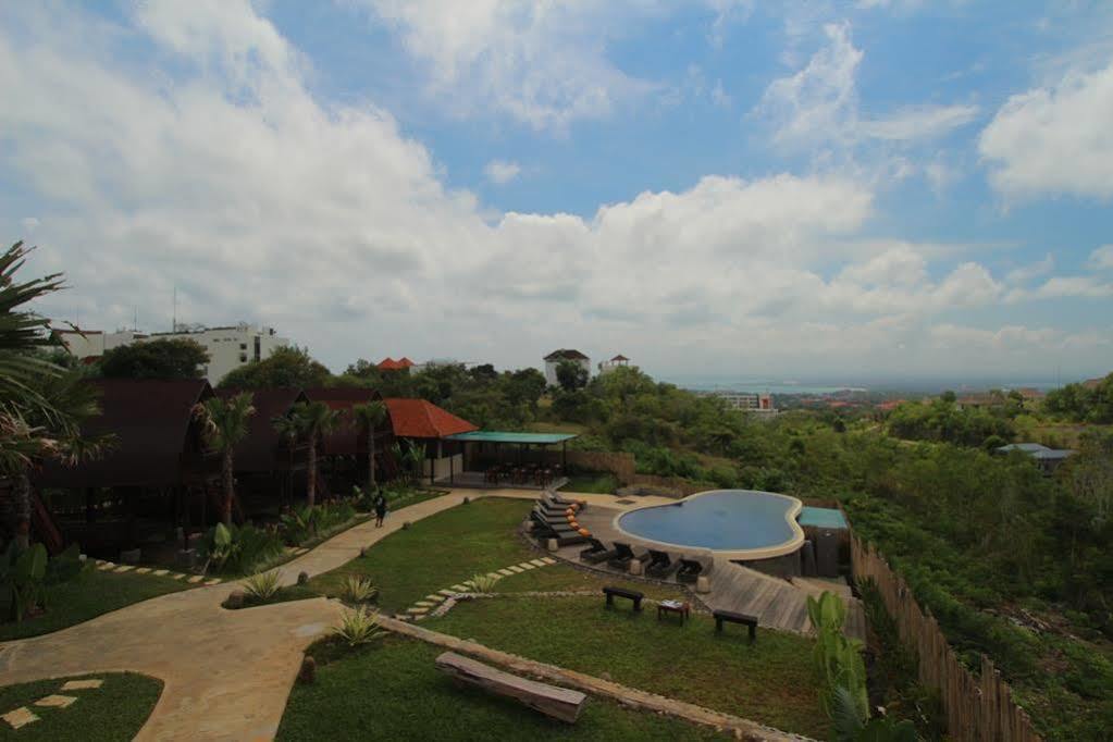 The Kirana Ungasan Villa Jimbaran Eksteriør bilde