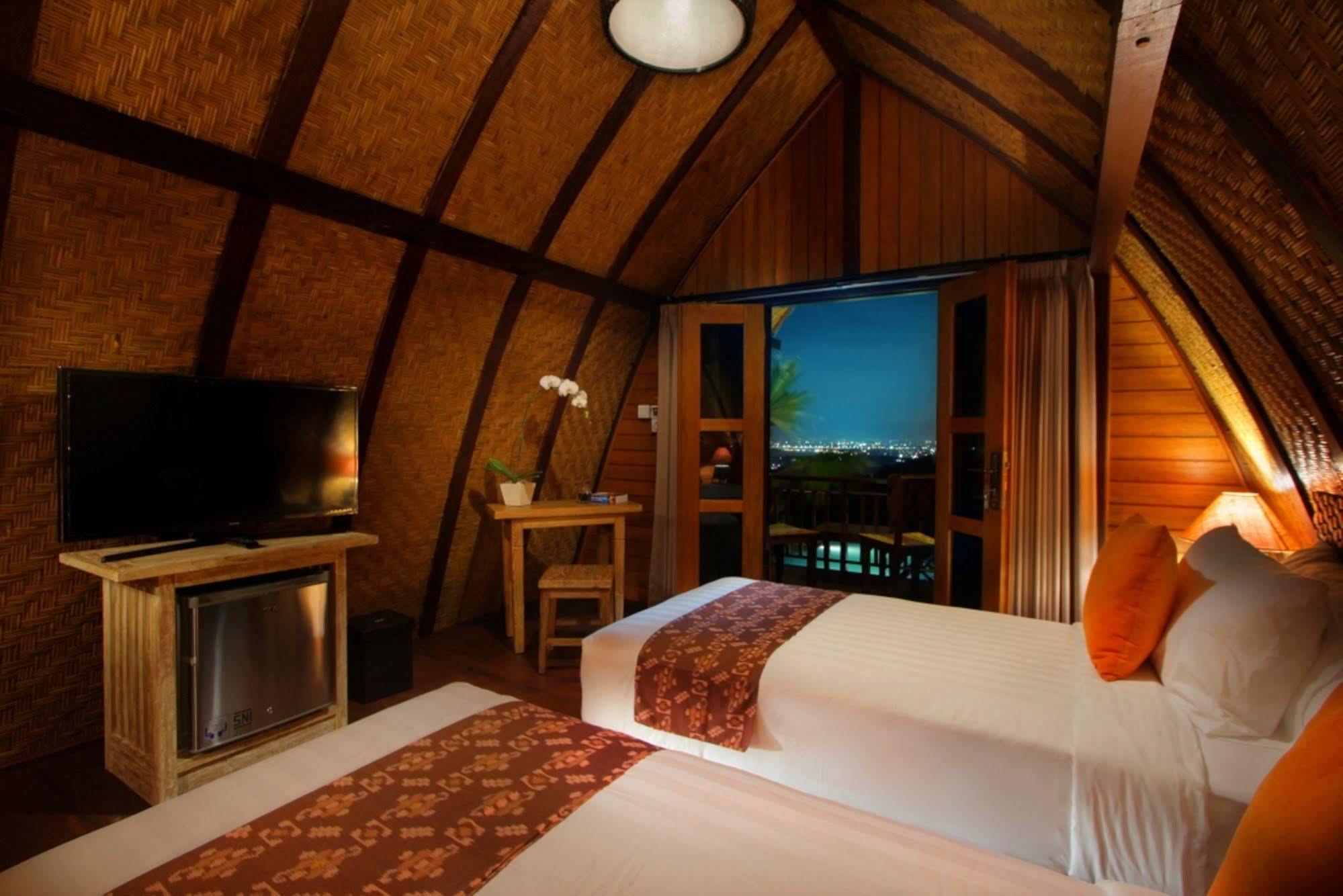 The Kirana Ungasan Villa Jimbaran Eksteriør bilde