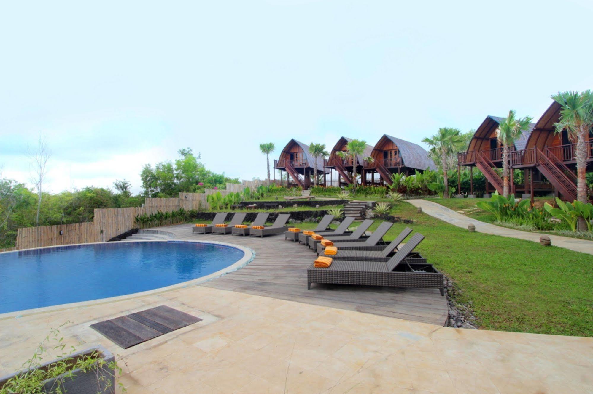 The Kirana Ungasan Villa Jimbaran Eksteriør bilde