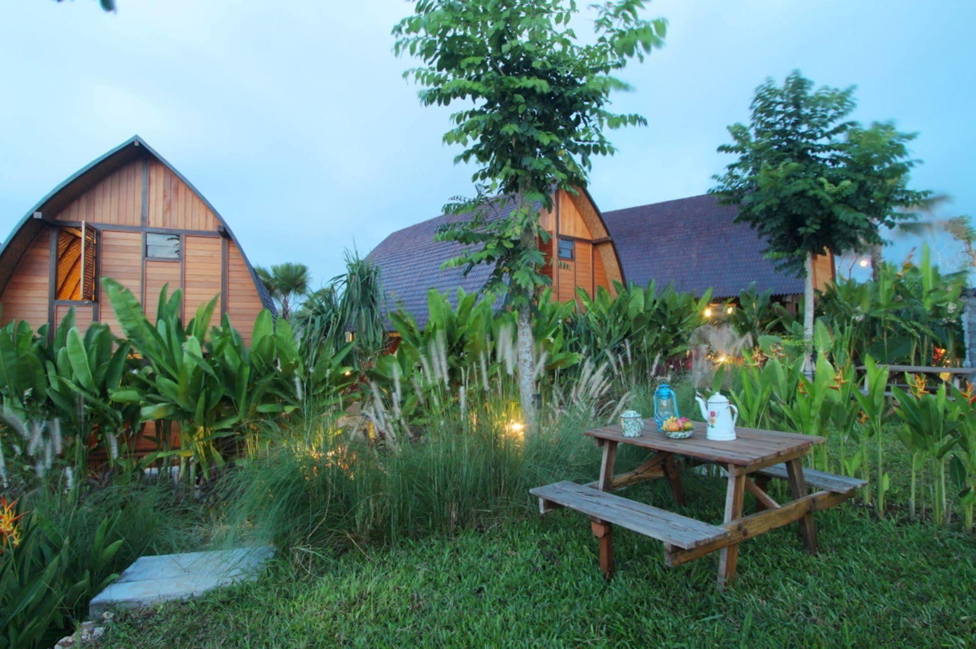 The Kirana Ungasan Villa Jimbaran Eksteriør bilde