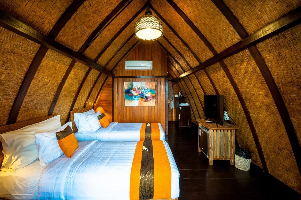 The Kirana Ungasan Villa Jimbaran Eksteriør bilde